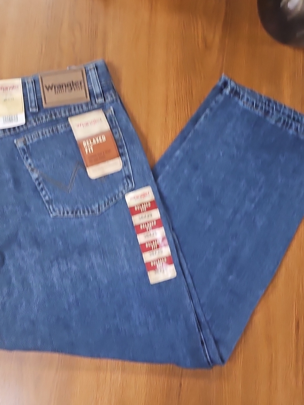 Wrangler Men’s Dark Blue Relaxed Fit Jeans